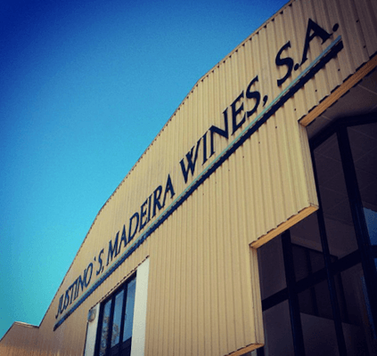 La bodega de Justino Henriques