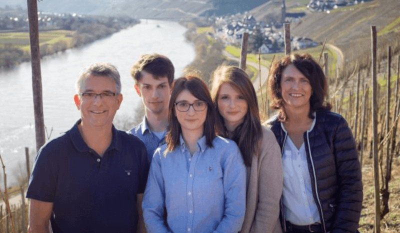La familia Haag de Weingut Schloss Lieser La familia Haag de Weingut Schloss Lieser