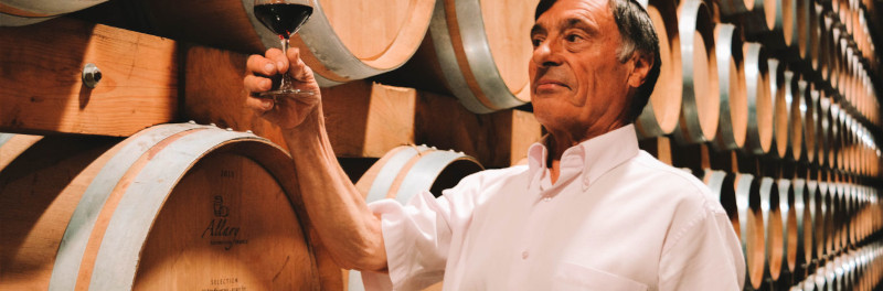 El Sr. Peyron forma parte de la cooperativa con su patrimonio